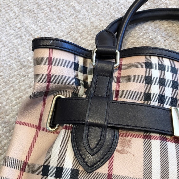 BURBERRY Haymarket Check Medium Golderton Tote - Picture 6 of 16